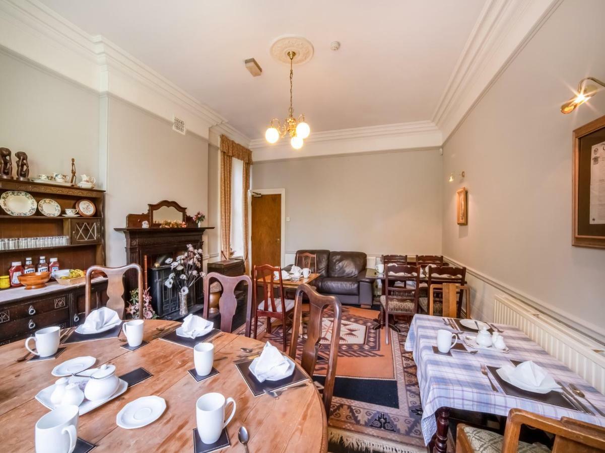 シェフィールド The Briary Bed & Breakfast エクステリア 写真
